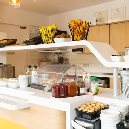 Отель Ibis Budget Nord Тур