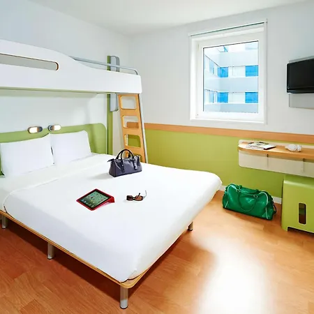 Отель Ibis Budget Nord 2*