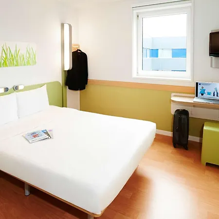 Отель Ibis Budget Nord