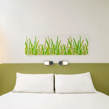 Ibis Budget Nord Hotel Tours