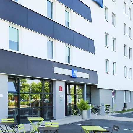 Отель Ibis Budget Nord Тур