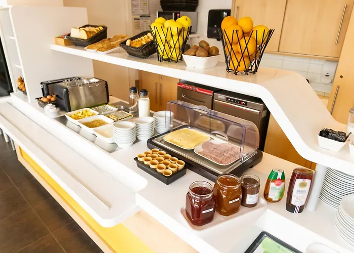 图尔北宜必斯廉价酒店