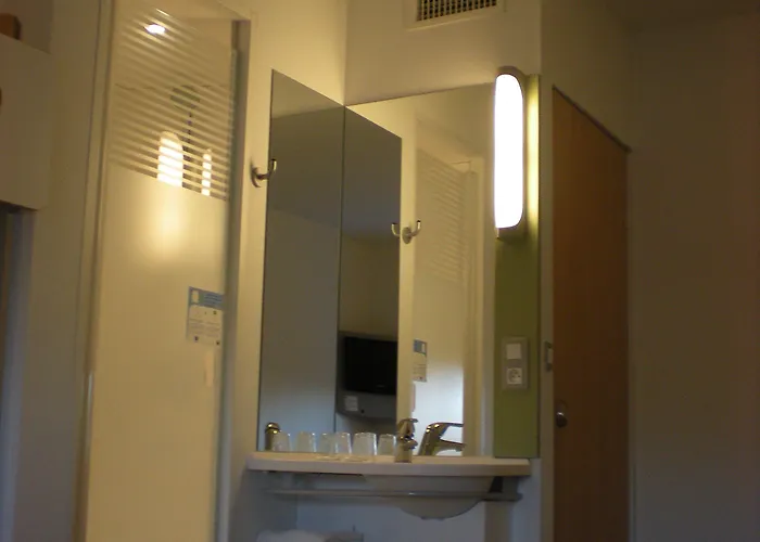 Ibis Budget Nord Otel 2*